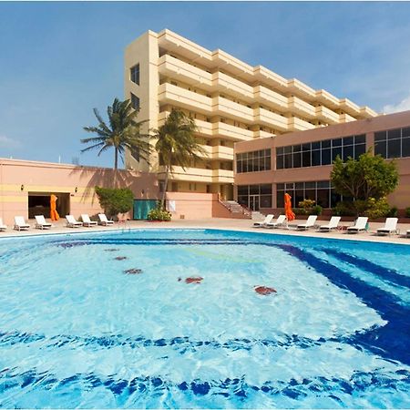 Ramada By Wyndham Princess Ciudad de Belice Exterior foto